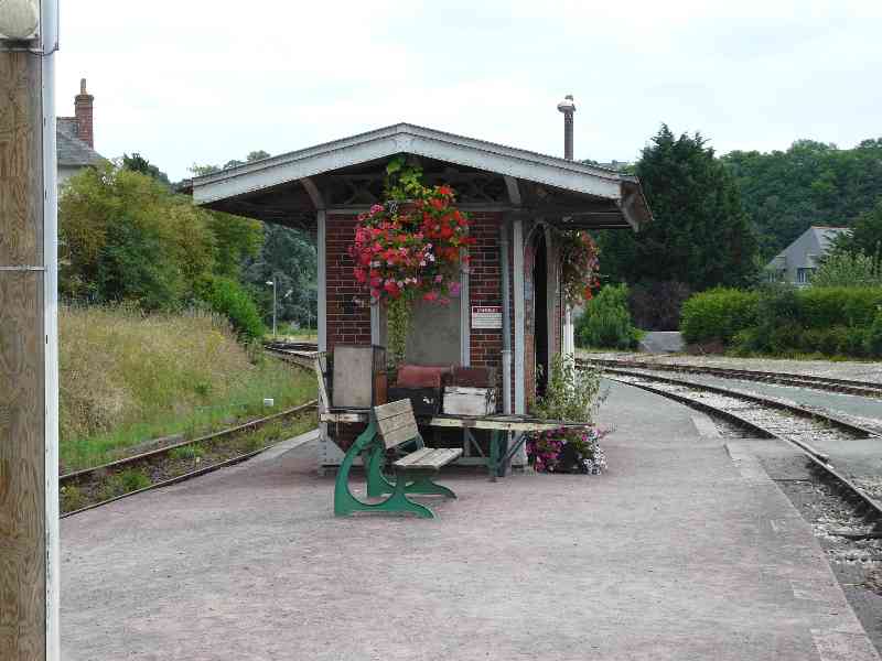 Abri  Pontrieux (gare)
