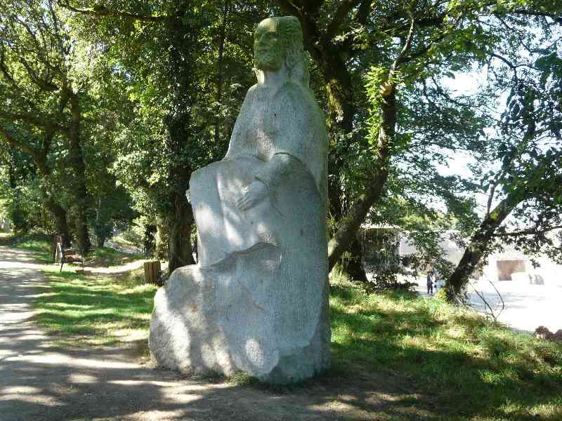 St Gildas (sculpteur David  PUECH) Carnoet 22
