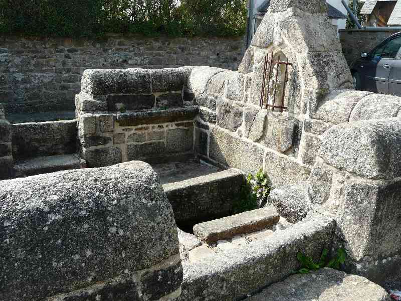 Fontaine de Stang Per (Louargat -Cotes d’Armor -22 )
