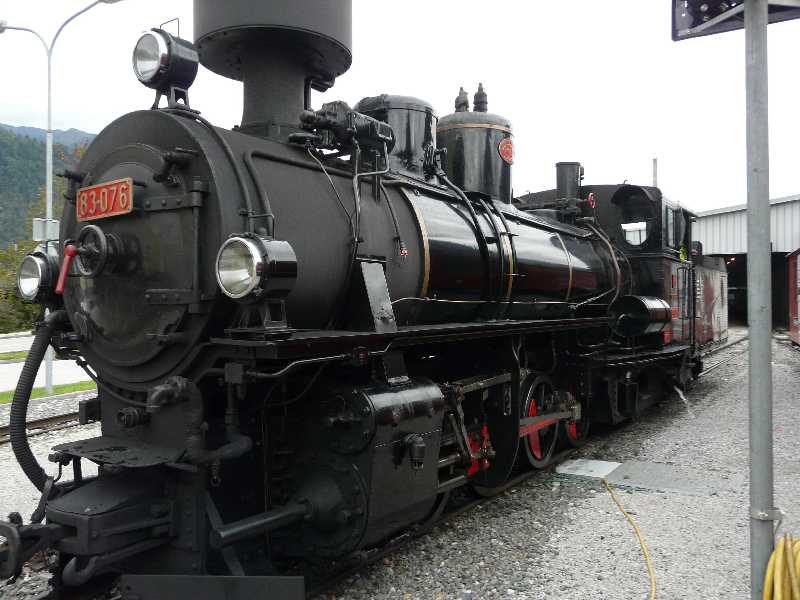 locomotive rentrant au dpot de Jenbach

